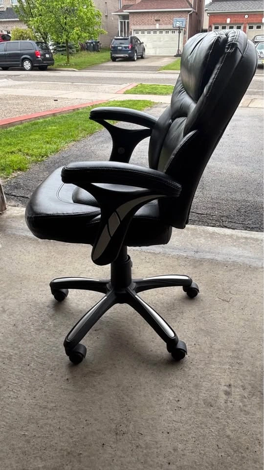 Executive Office Chair - photo 5