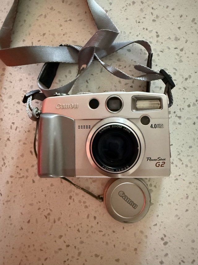 Canon Powershot G2 Camera