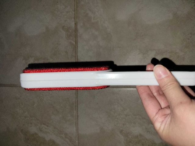 Lint Brush - photo 2