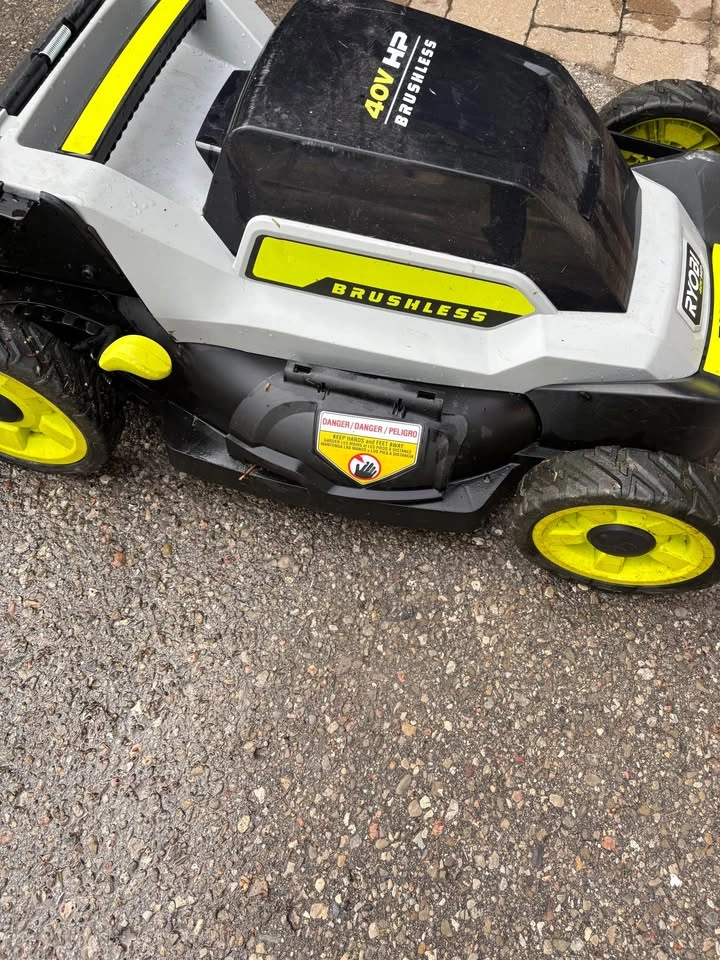 Ryobi 40V Lawnmower - photo 3