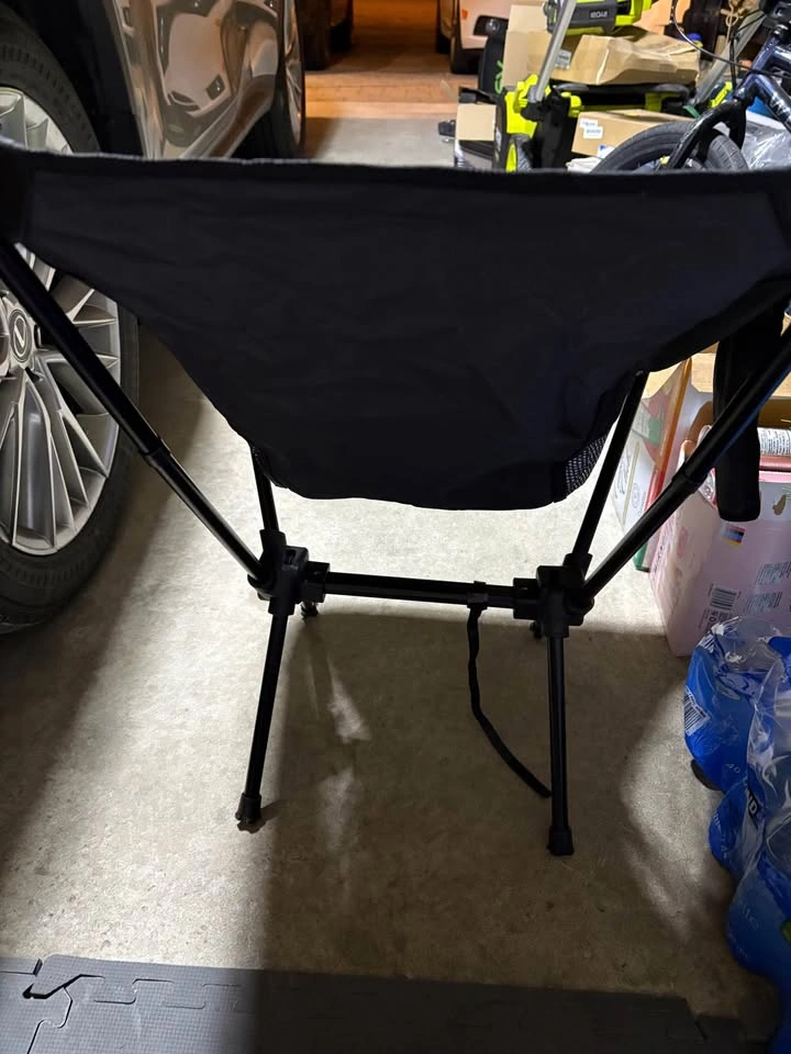 Folding camping chair - photo 2