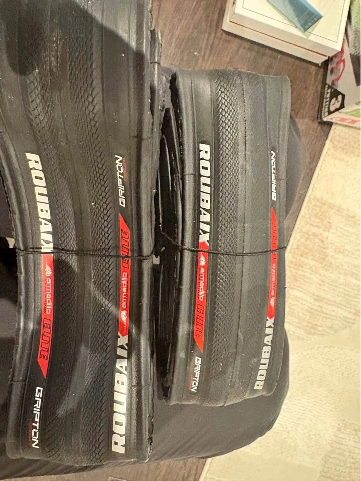 Specialized Roubaix Armadillo Elite Tire x 2