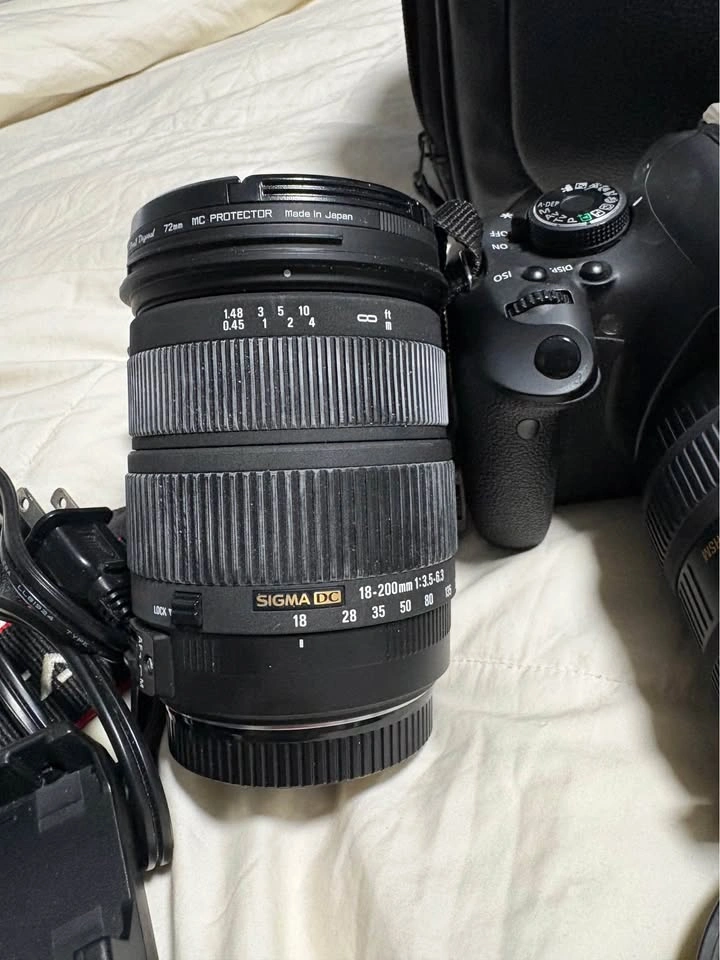 Canon Digital EOS Rebel T3i DSLR - photo 3