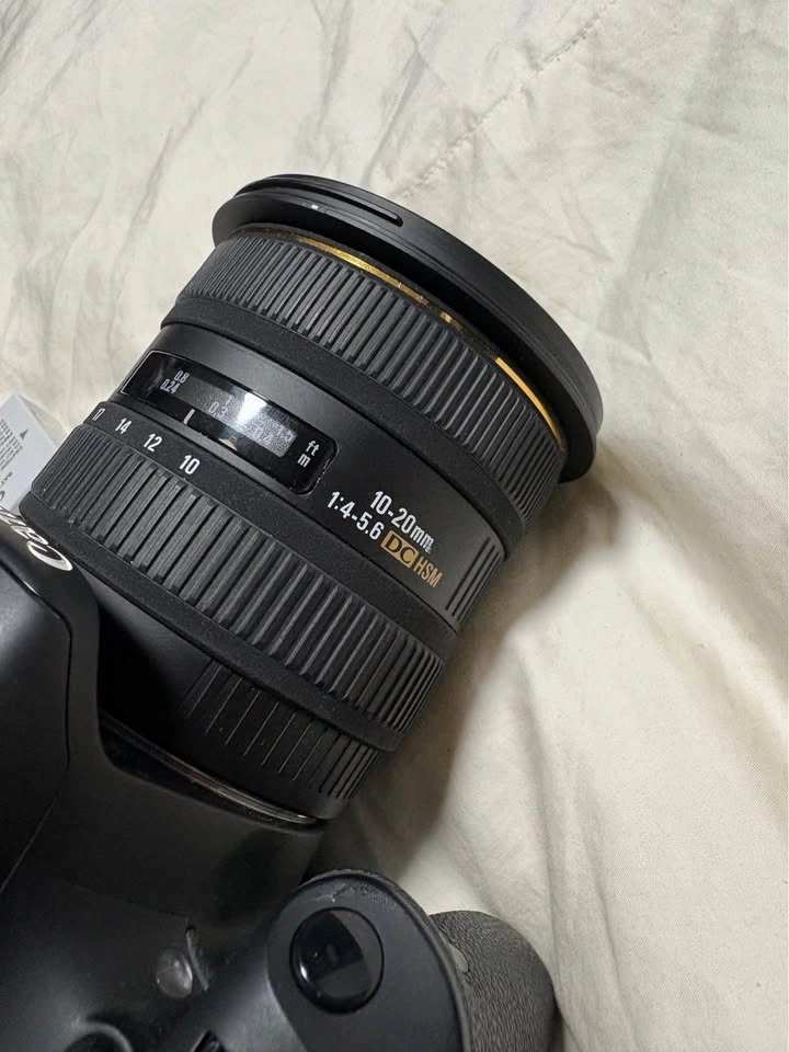 Canon Digital EOS Rebel T3i DSLR - photo 5