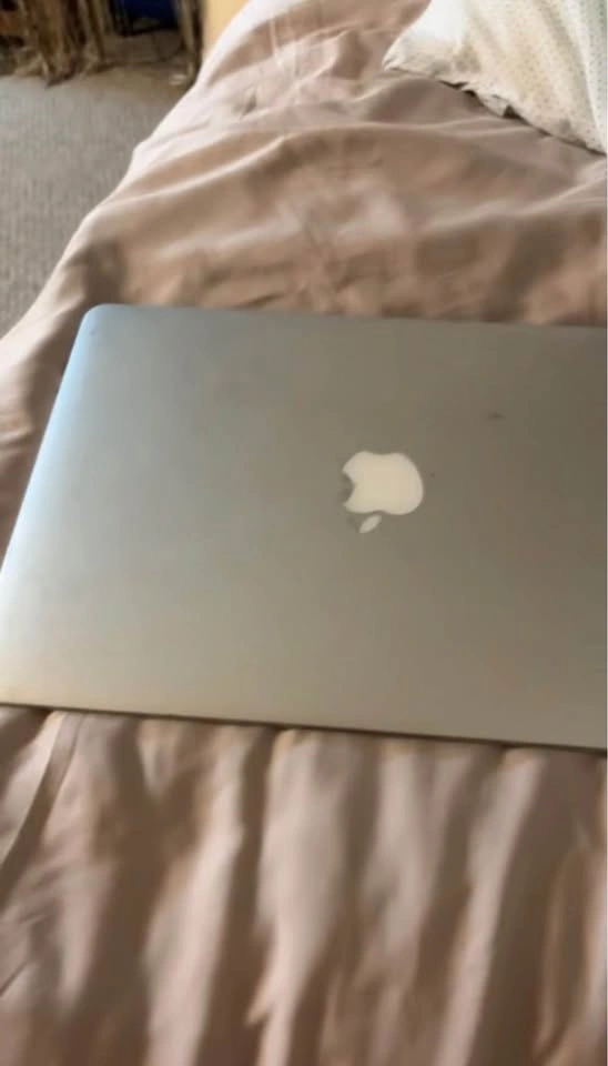 Apple MacBook Air - photo 3
