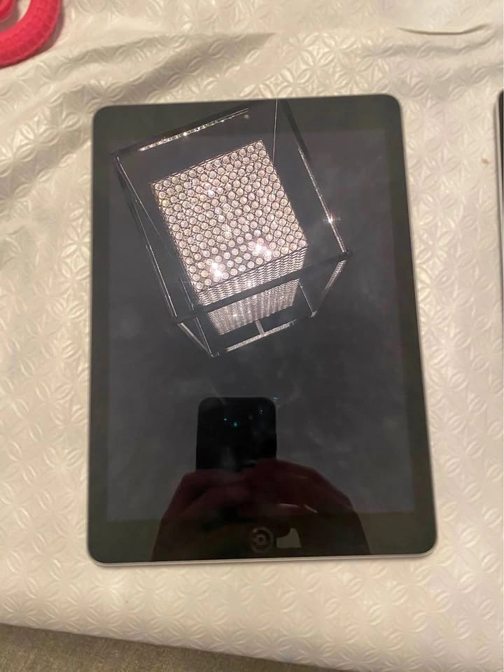 iPad Air Gray 16GB