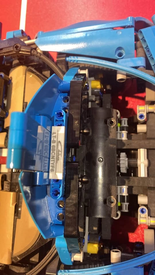 Bugatti Lego Technic (Built, No Box) - photo 2