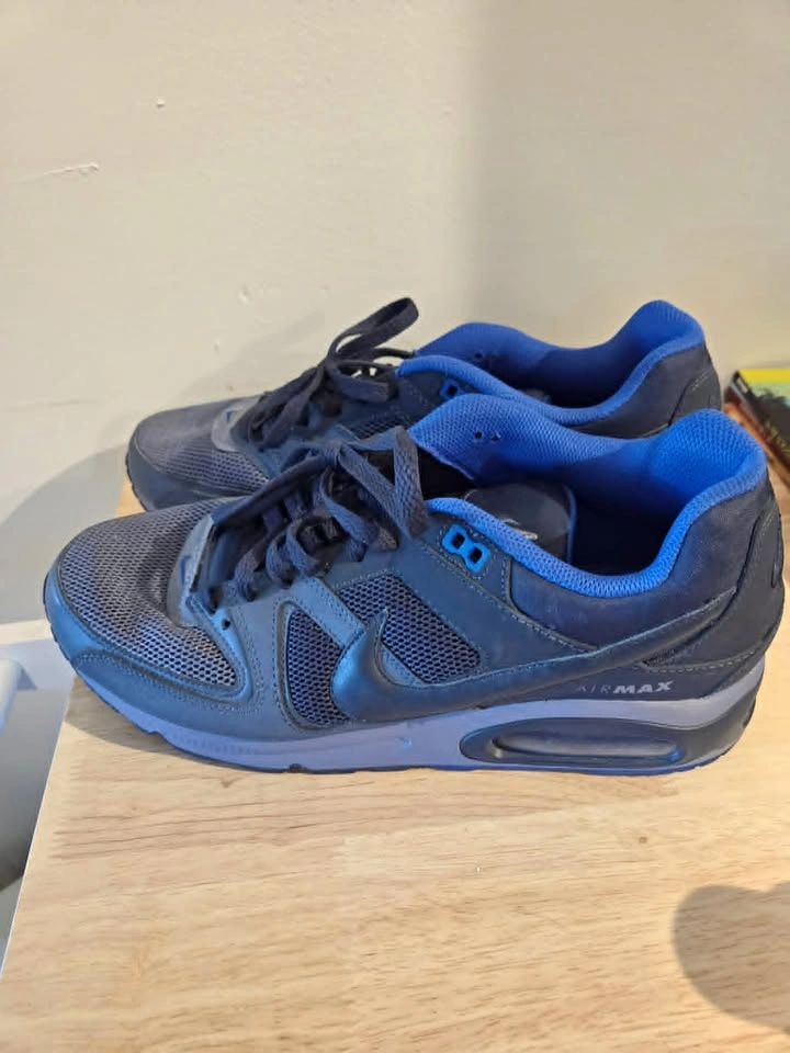 Nike Air Max (Size 10 mens)