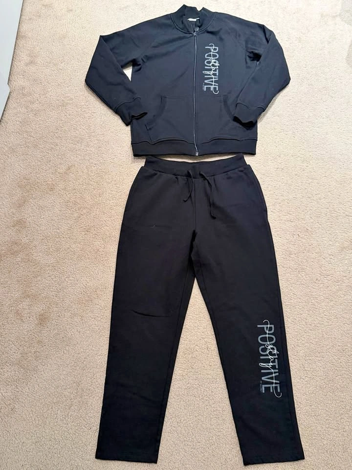 Women's Winter Tracksuit Set - Zipper Jacket & Pants