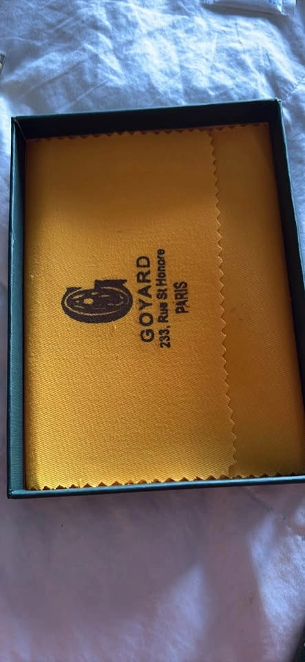 Goyard Green Passport Holder - photo 4