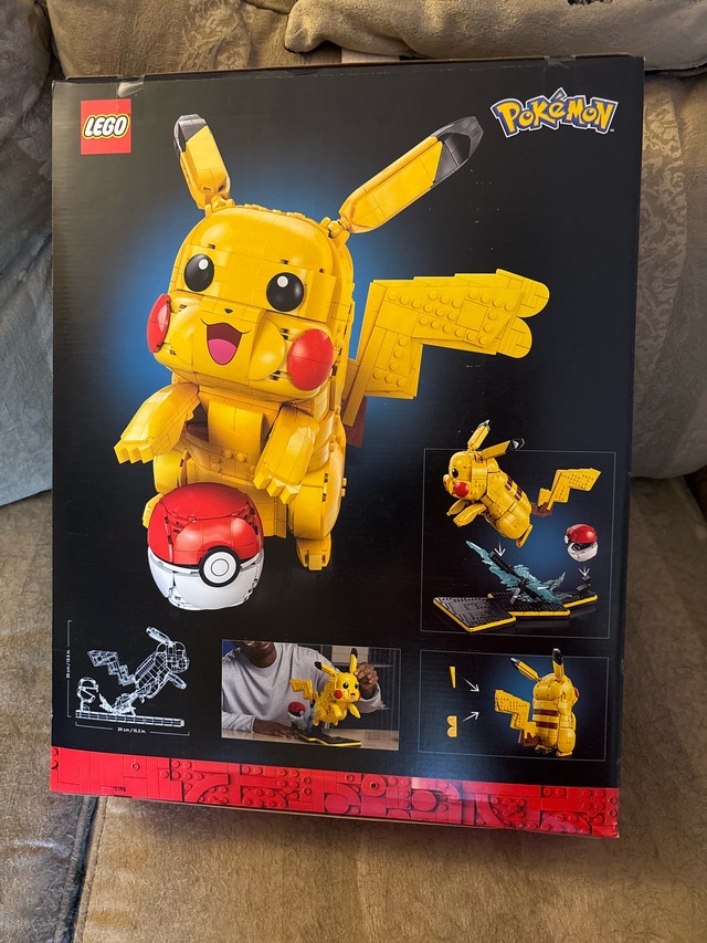 Pikachu & Poke Ball Lego Set BNIB - photo 2