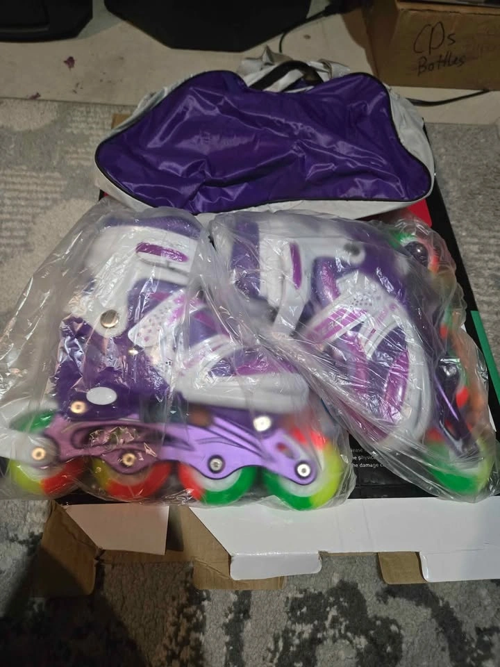 Kids roller blades - brand new in box - photo 2