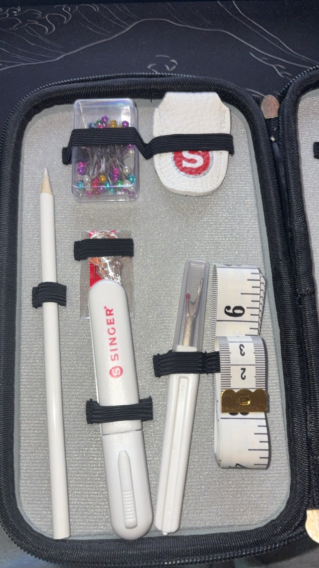 Singer Sewing Kit - photo 3