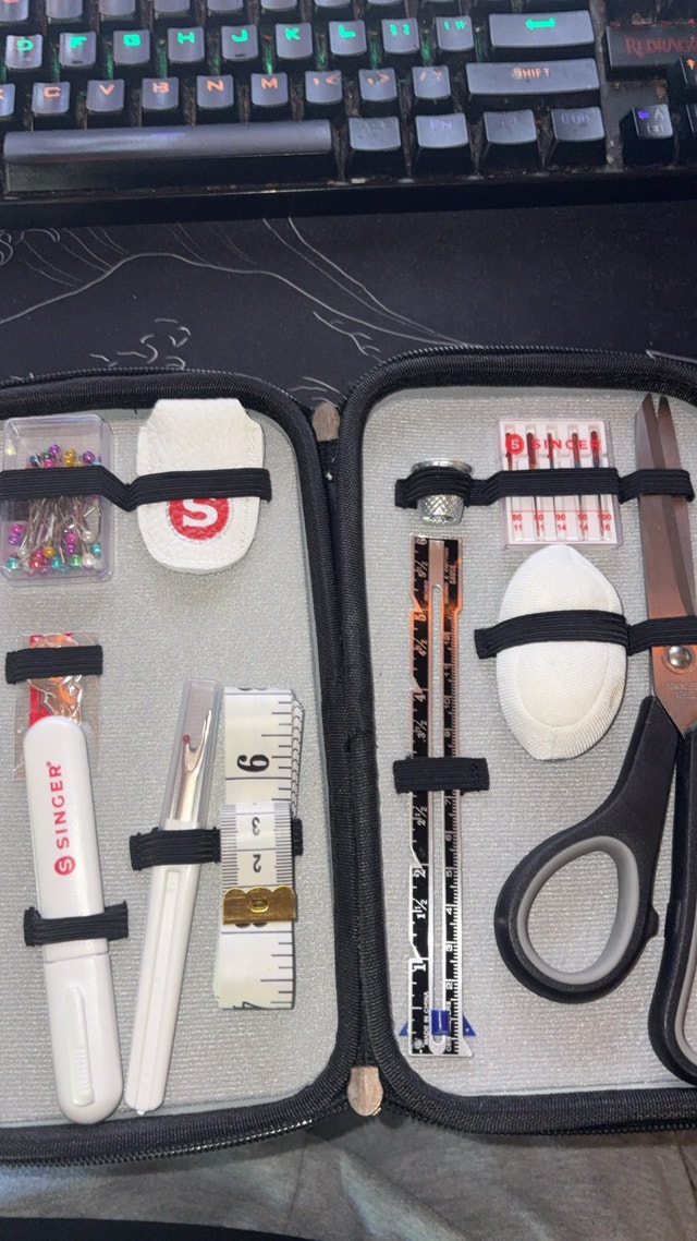 Singer Sewing Kit - photo 4