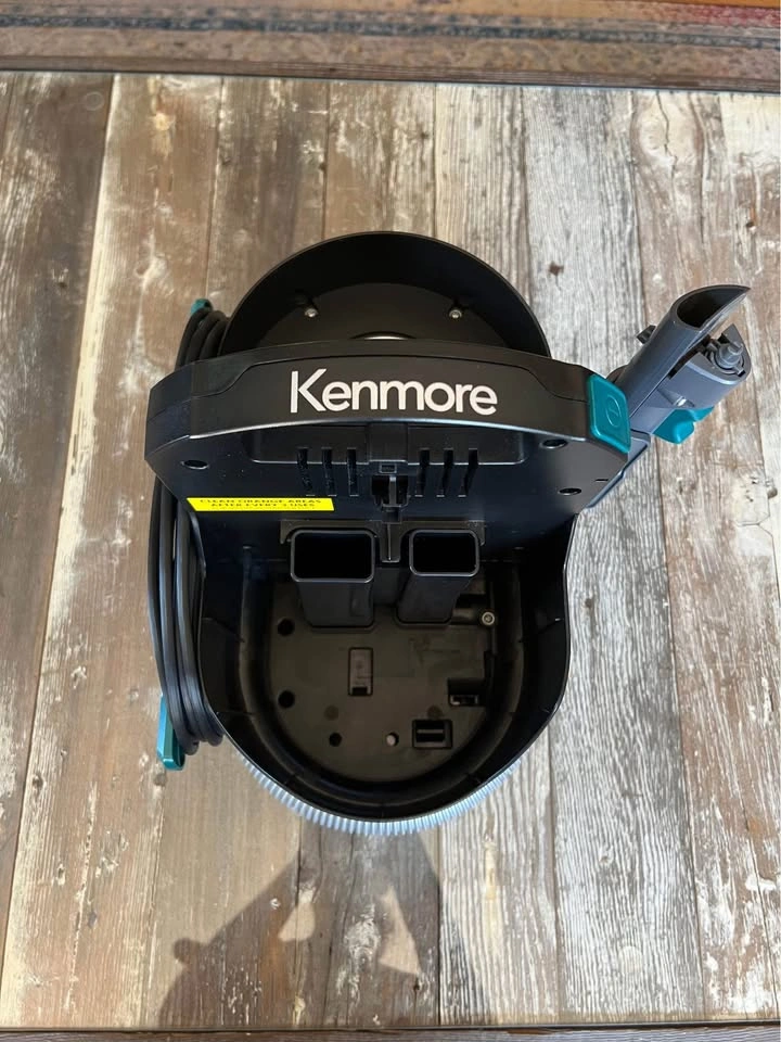 Kenmore KW2001 SpotLite Portable Carpet Spot Cleaner & Pet Stain - photo 2