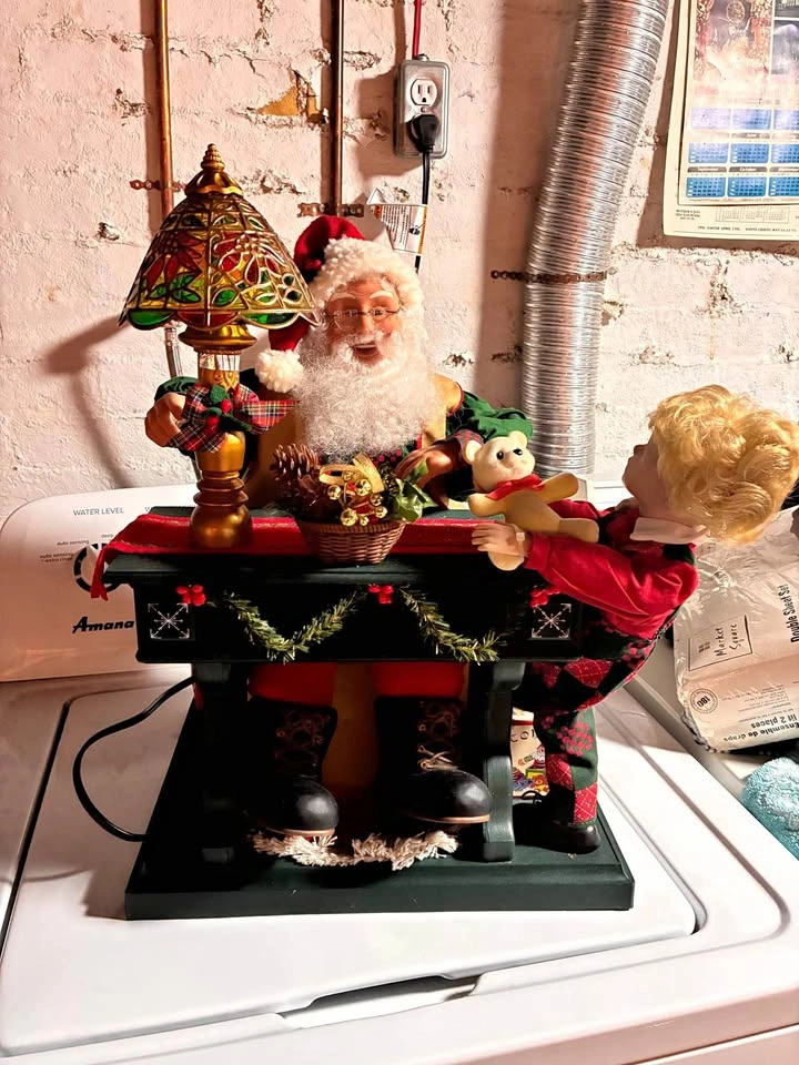 Antique Santa That Moves and Plays Music