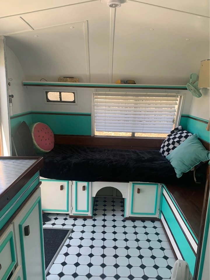 1978 Thomson Vintage Travel Trailer – Fully Refurbished, Camp Re - photo 3