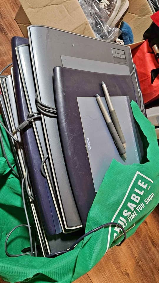 Multiple Wacom Tablets