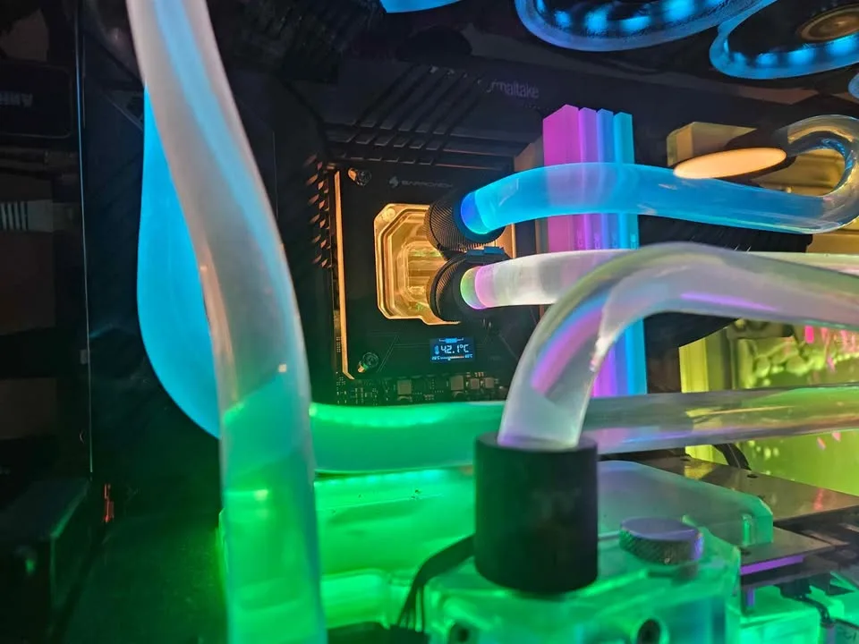 OVERCLOCK READY Custom Gaming PC image indicator(4)