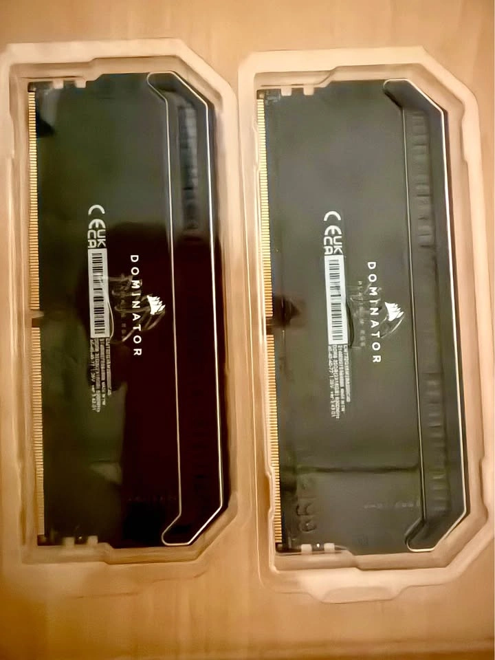 Corsair Dominator Platinum RGB 32GB DDR5 5200MT/s RAM - photo 2