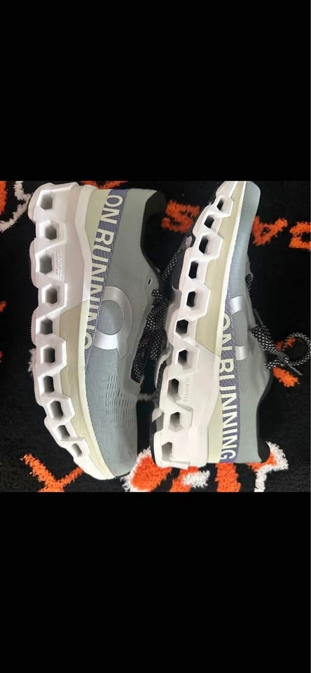 On CloudMonster 2 Women's Size 9 NWT