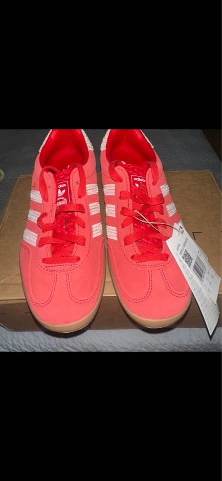 Adidas Gazelle Indoor Scarlet/White/Gum JI2756 Women Size 7.5 - photo 5
