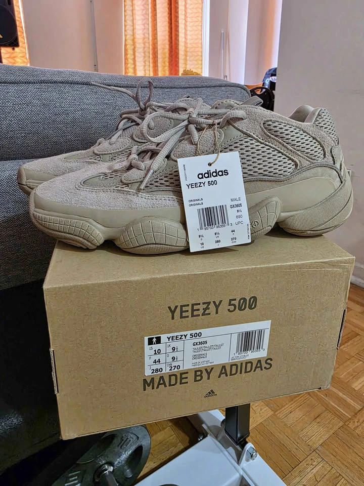 Yeezy 500 Light Taupe