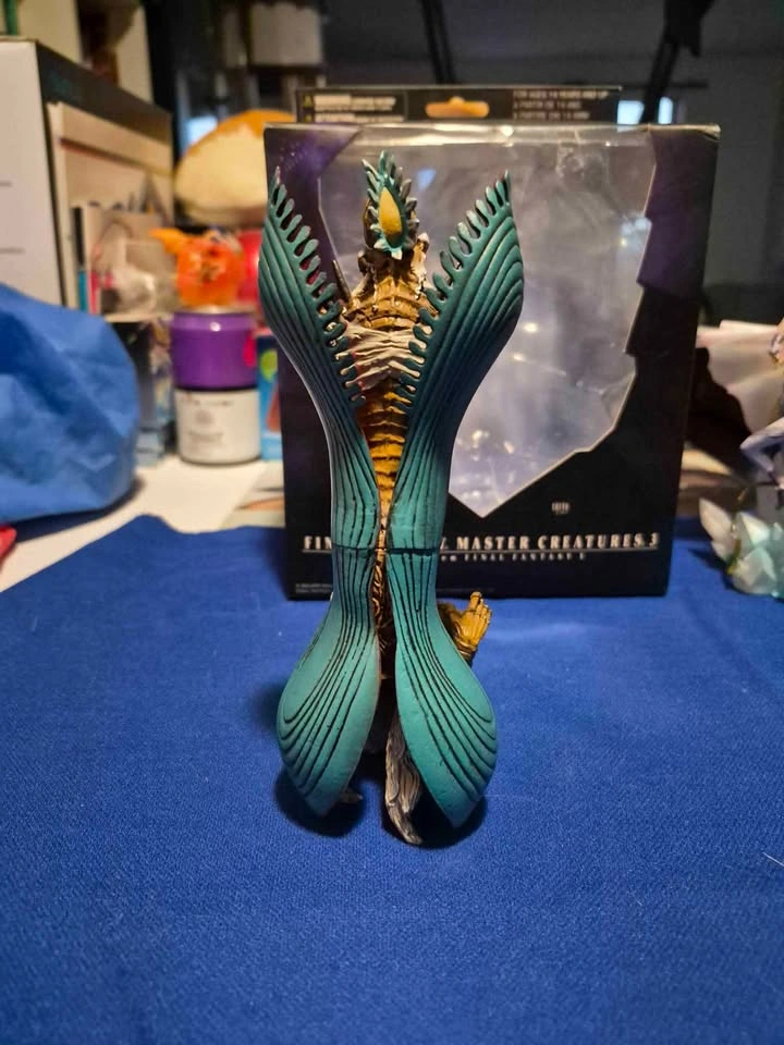 Vintage Final Fantasy X Shiva & Anime Master Figures - photo 5