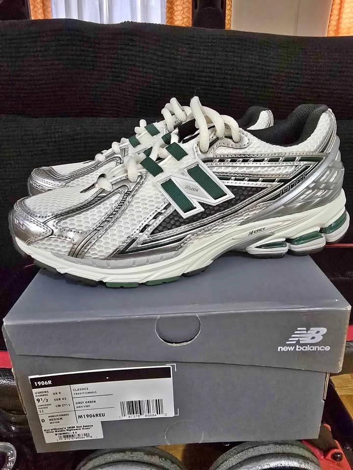 New Balance 1906R Silver Metallic Green