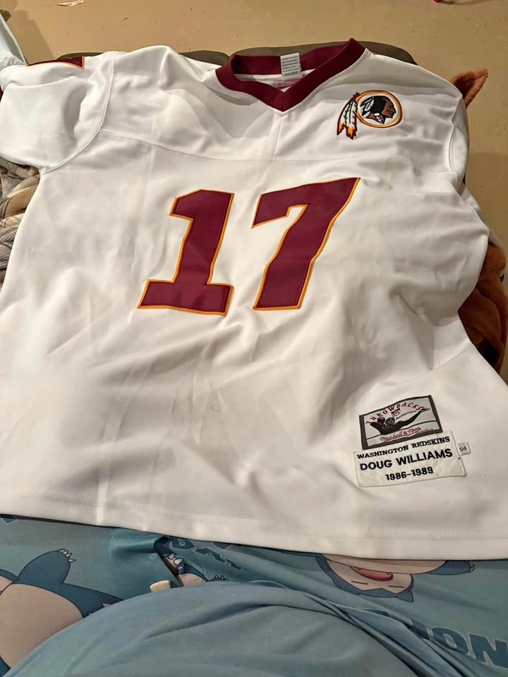 Mitchell & Ness Washington Redskins Doug Williams #17 Jersey