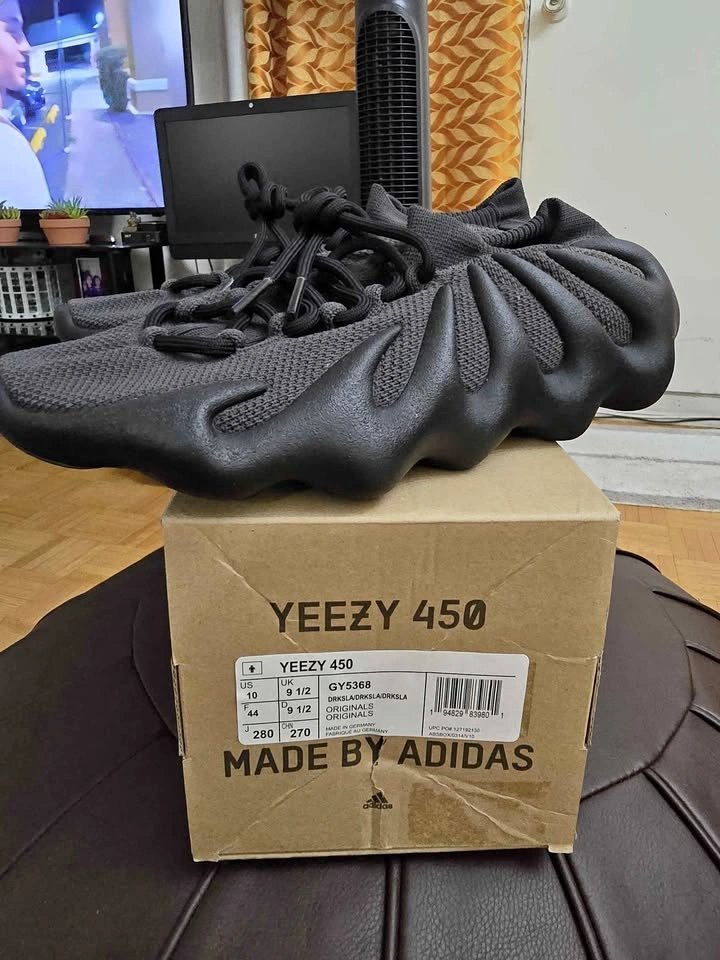 Yeezy 450 Utility Black
