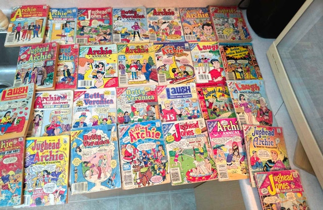 72 Archie Comics Collection
