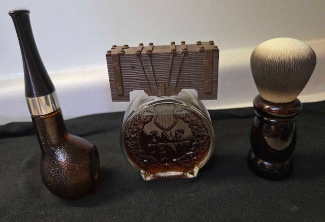 Avon Collectible Set - photo 2