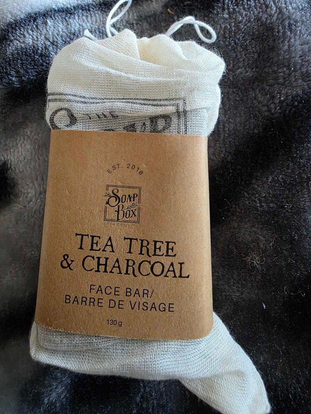 Soapbox Tea Tree & Charcoal Face Bar