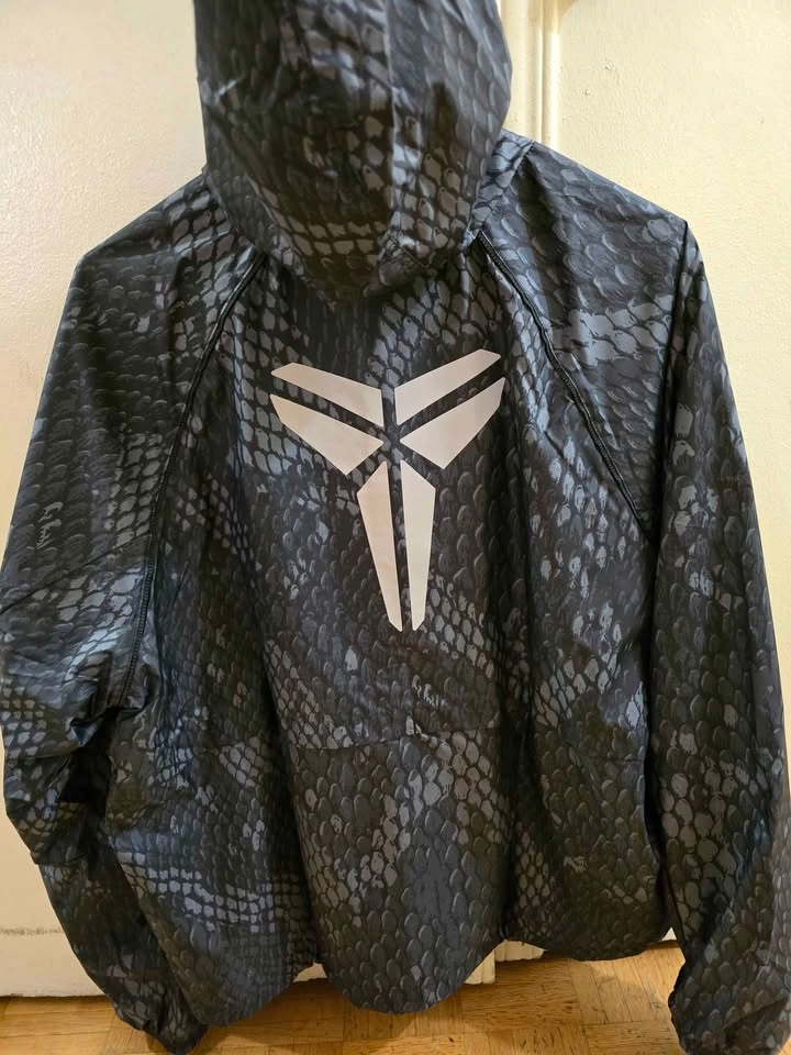 Nike Kobe Windbreaker Jacket - photo 2