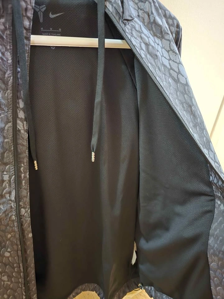 Nike Kobe Windbreaker Jacket - photo 5