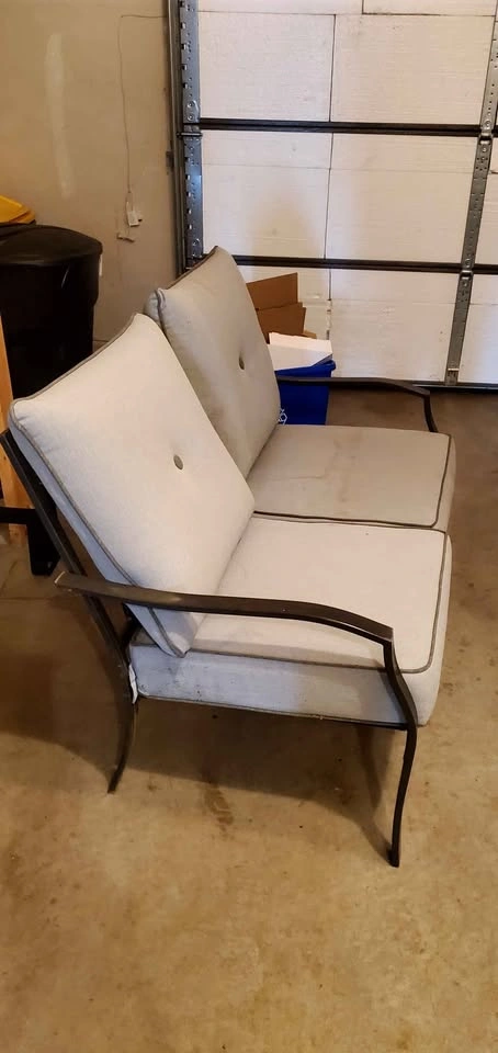 Outdoor furniture set. Loveseat, table and 2 chairs. - photo 2