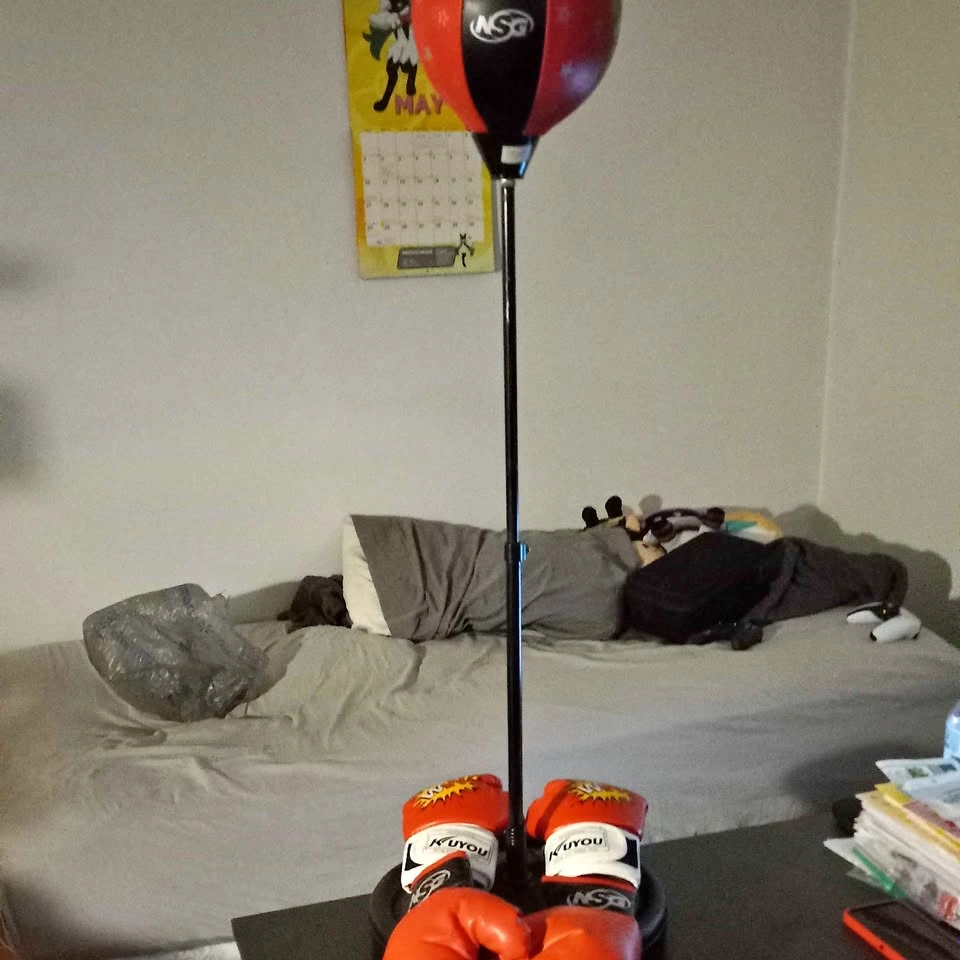 NSG Kids Junior Boxing Set  Freestanding Adjustable Punching Bag