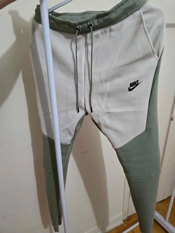 Nike Tech Fleece Joggers - photo 5