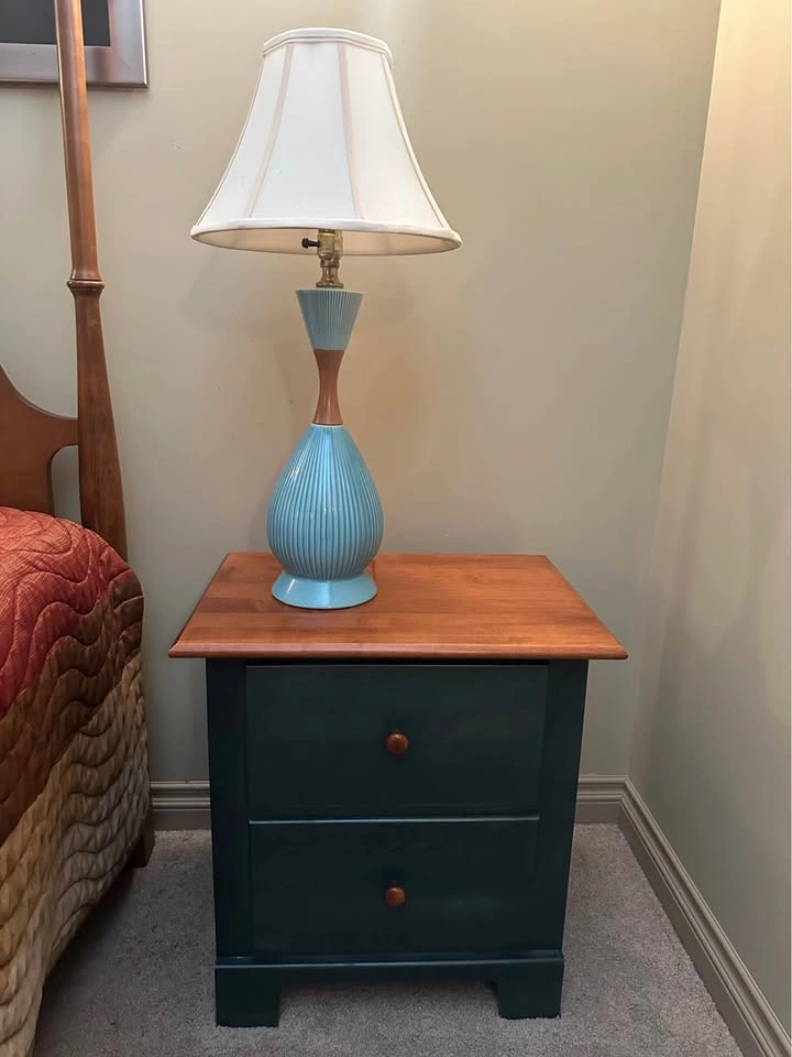Full Size Bed with 2 Nightstands - photo 4