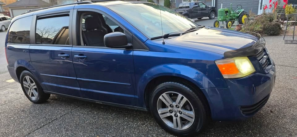 2010 Dodge Grand Caravan Passenger - photo 5