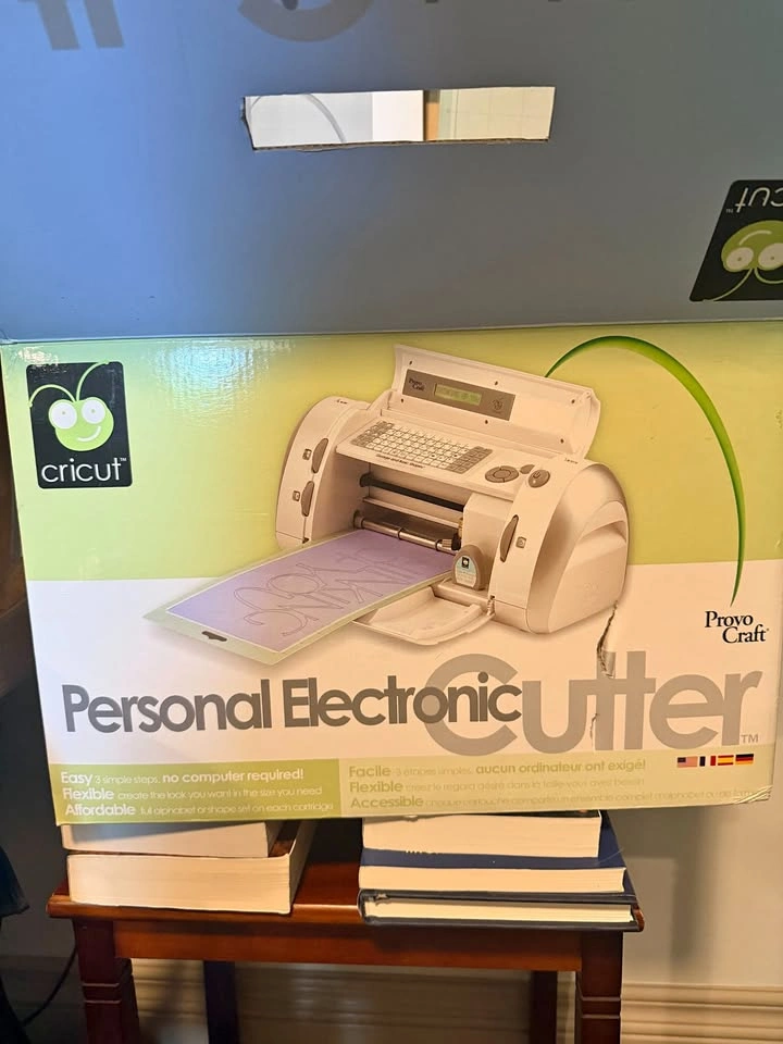 Cricut Personal Electronic Cutter