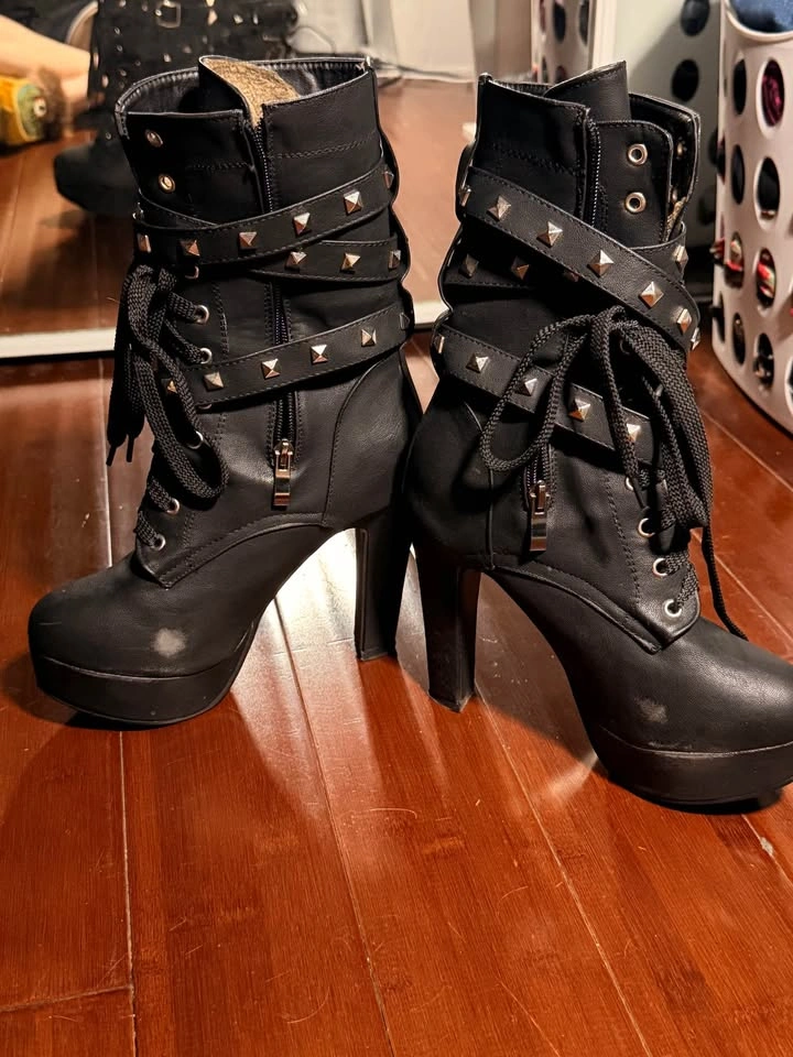 Black High Platform Heels - photo 3