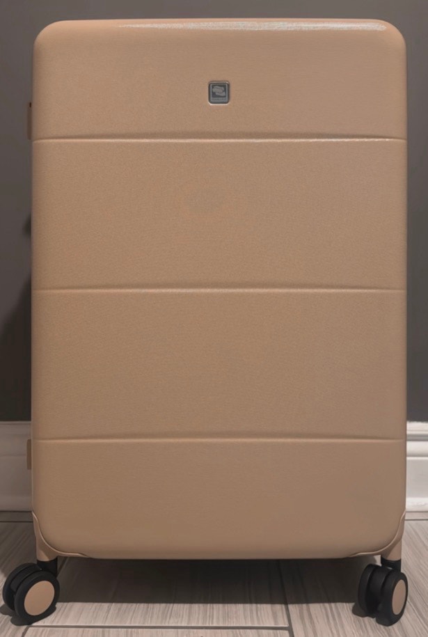 Hanke 26" Expandable Suit Case - Brand new