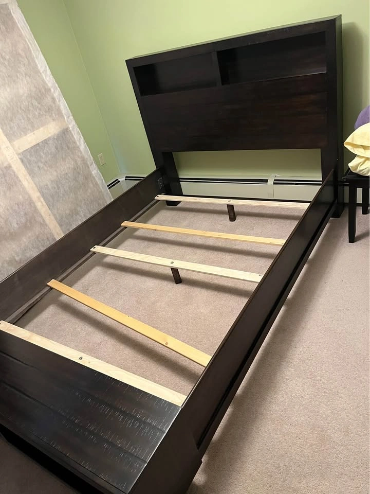 Solid wood bed frame - photo 4