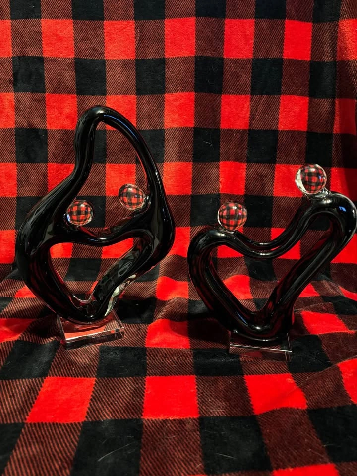 Black Glass Dancing Statues $35 - photo 2