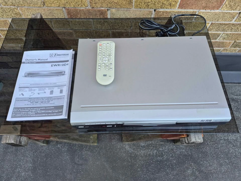 Emerson DVD Recorder - photo 3