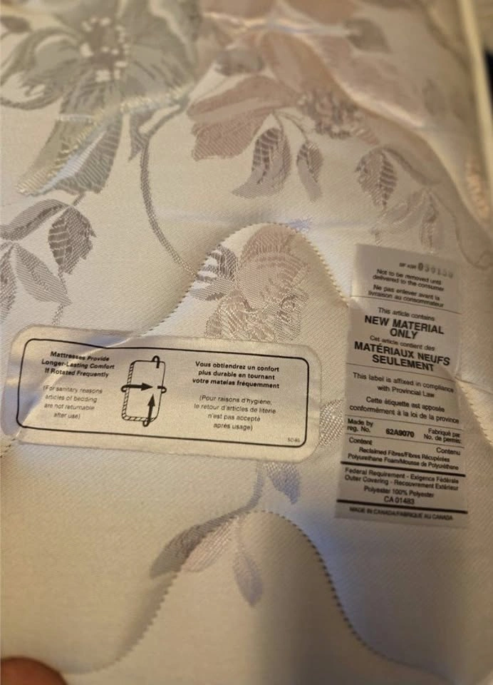 Mattress Queen bed w Metal head board DELIVERY FREE - photo 3