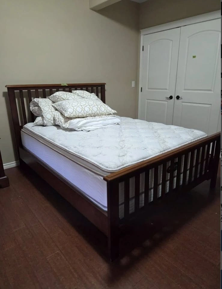Queen Mattress, Wood Bed Frame & Nightstand - photo 3