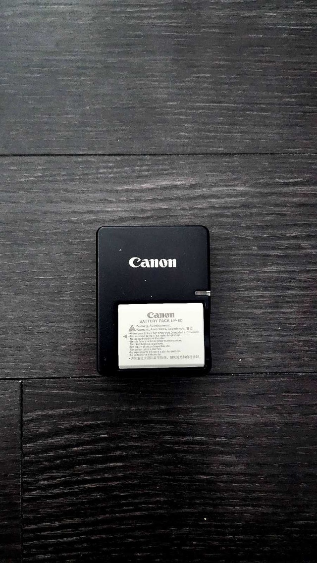 CANON REBEL XS (DSLR) - photo 2